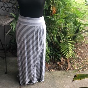 Maxi skirt